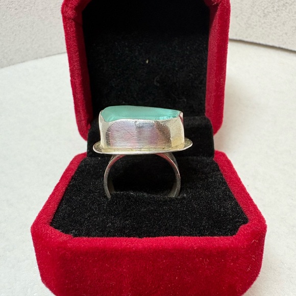 Echo of The Dreamer Vintage Aqua Sea Glass Ring in Sterling Silver - Picture 2 of 7